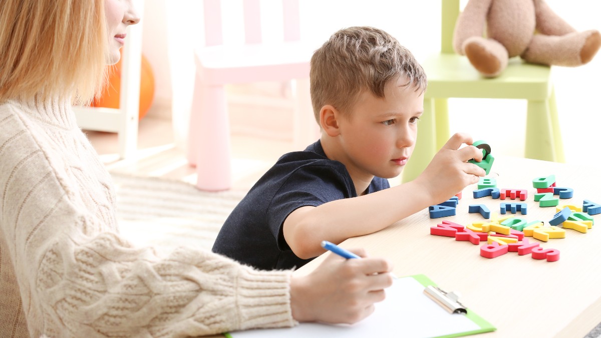 dyspraxia vs autism