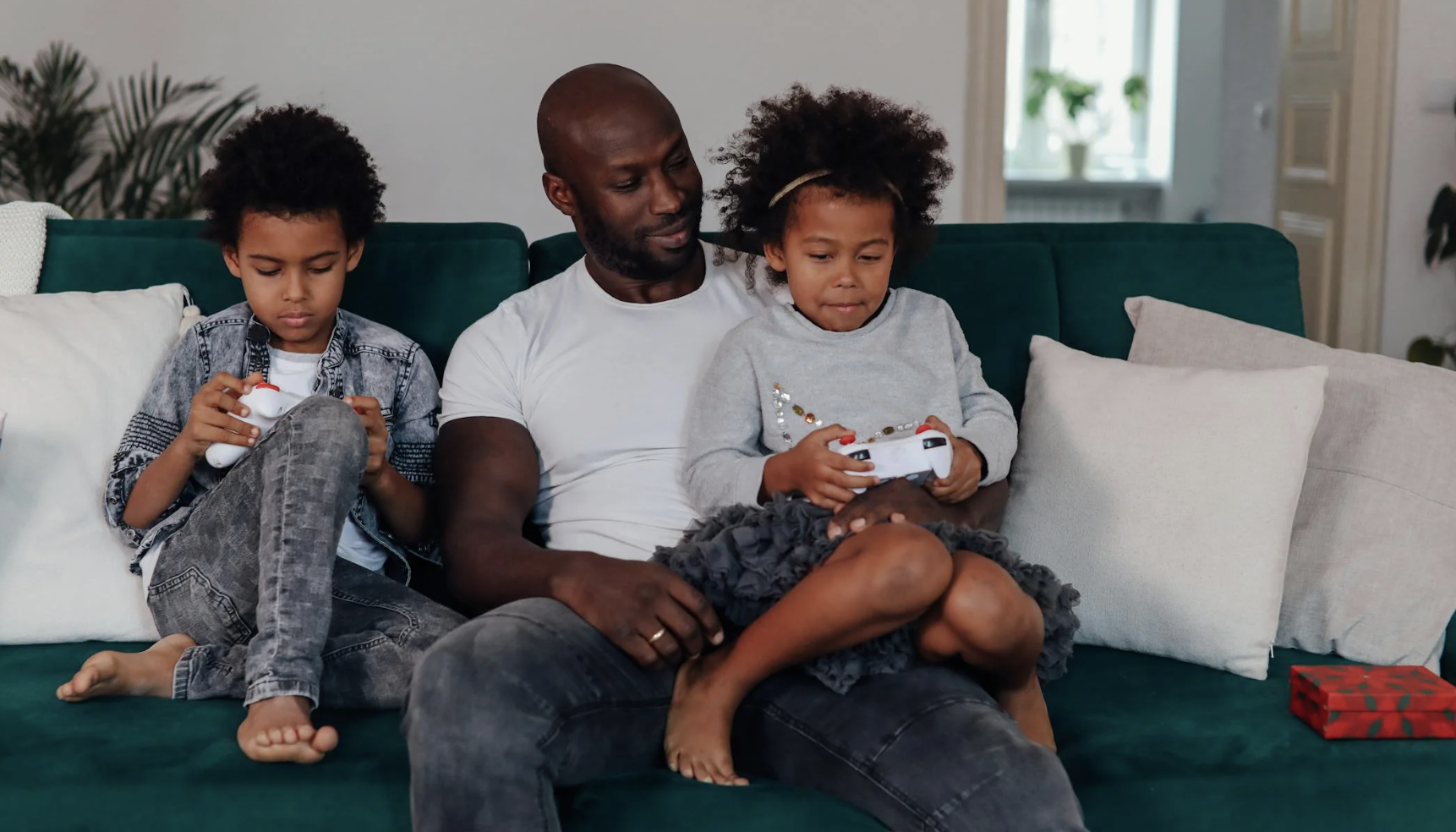 autism education family, telling relatives about autism, neurodiversity explanation family, autism awareness for grandparents